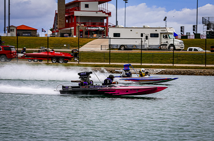 Scott See (near lane) combined a stellar .071 reaction with an equally impressive 8.163-second elapsed time in his round one race against Mark Kohenskey, forcing Mark to break out while trying to catch Scott at the top end of the track.