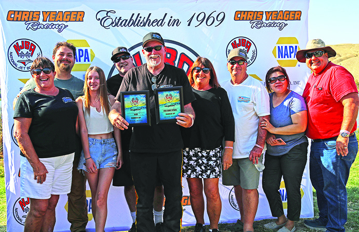Mike Davis and the Dead Man's Hand team celebrated PCH and 660 Runner Up honors.