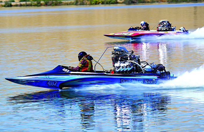 Pro Comp Hydro Winner Steve Cranford (far lane) ran a 5.9293-second elapsed time at 145.55 miles per hour over Mike Davis (near lane) with a .018 reaction time. 