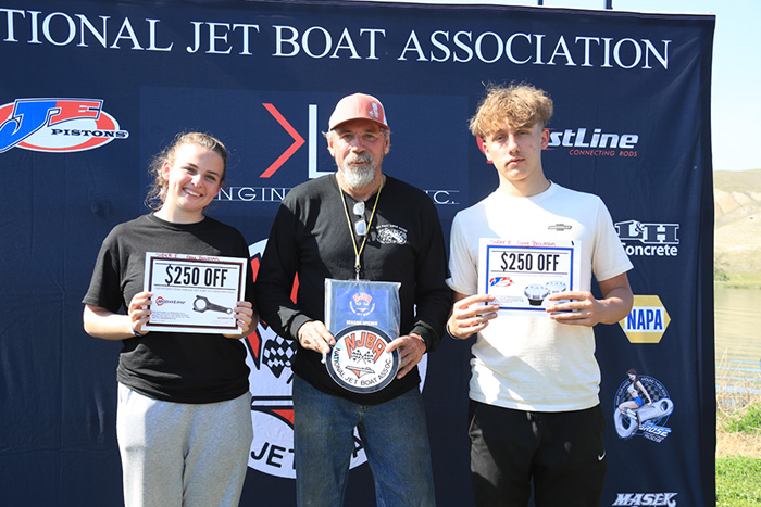 Greg Bowman and his “Captain Chaos” team celebrated the Runner-Up honors in Super Eliminator.