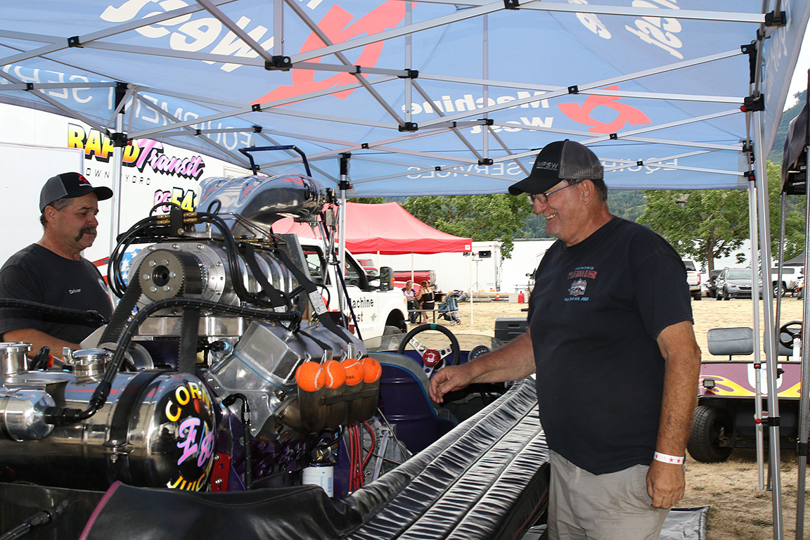 Bob (Snake) Toal in the Rapid Transit pits, Bob is a pretty busy guy around the pits at CDBA events.