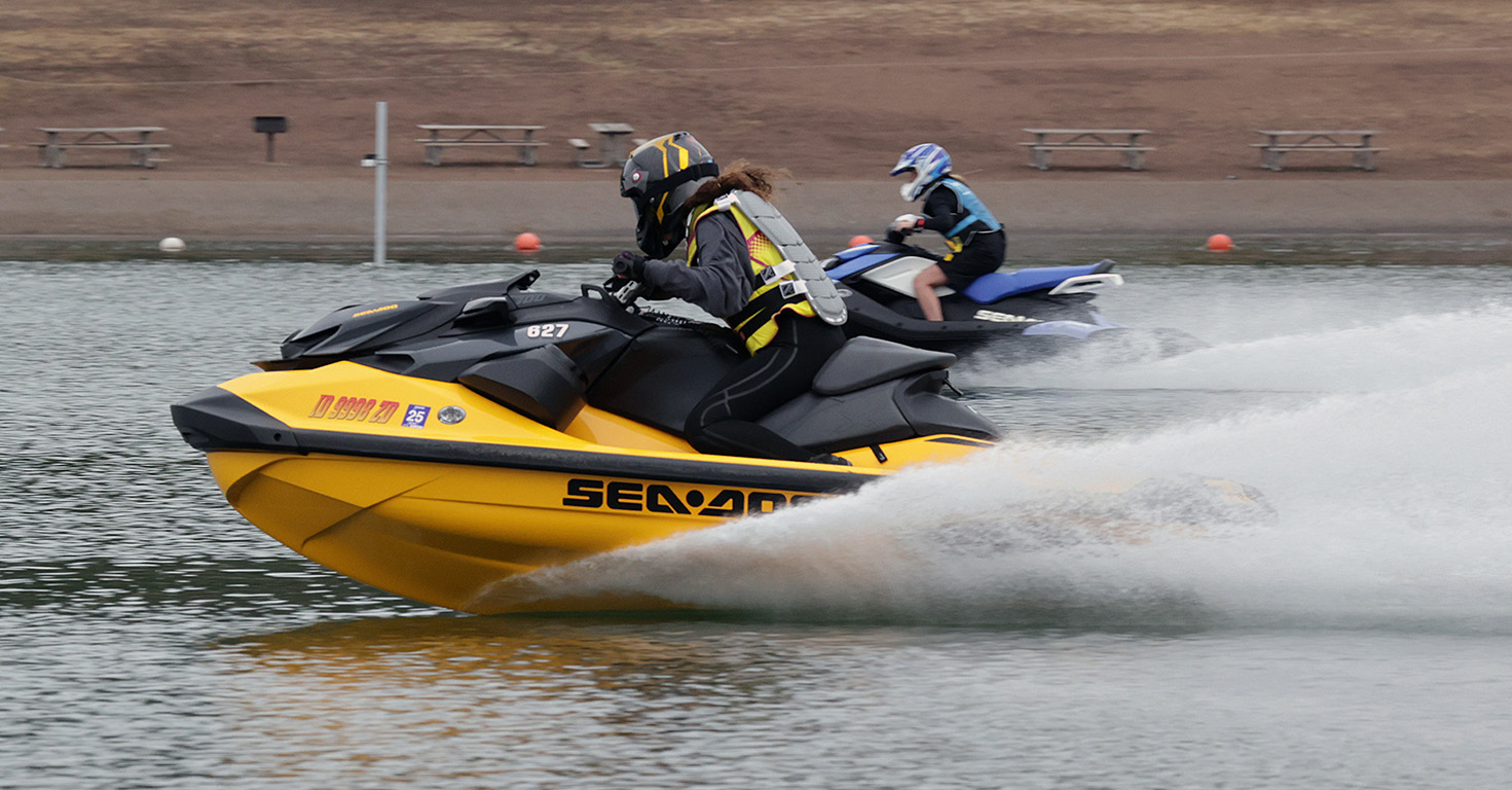 In round one of PWC Ellie Harder was better on both ends of the track to take the win over Lynnae Oleson.