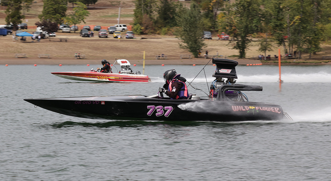 Dennis Flint red lit in the Super E final while Temple had a .099 tree and ran .021 off his index for the win.