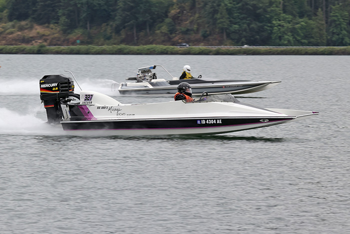 The SE final saw Henning better off the start line and take the win over ADBA race Sheridan in the big tunnel.